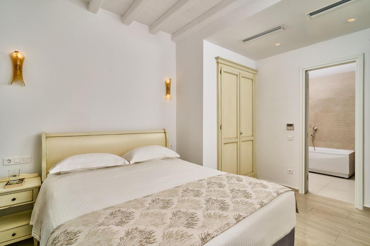 Arte & Mare Elia Luxury Suites And Villas Extérieur photo